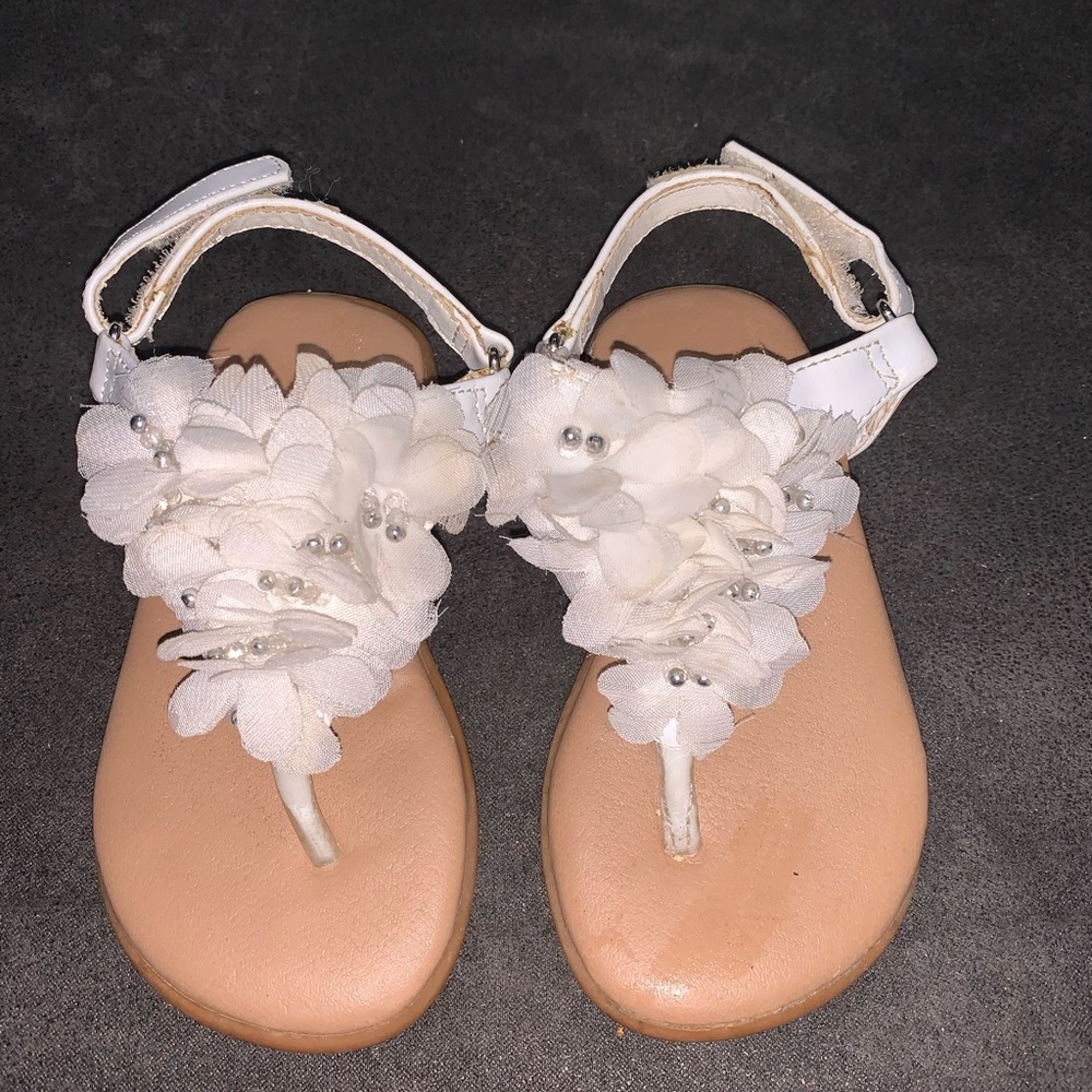 Toddler girls size 6  white sandals